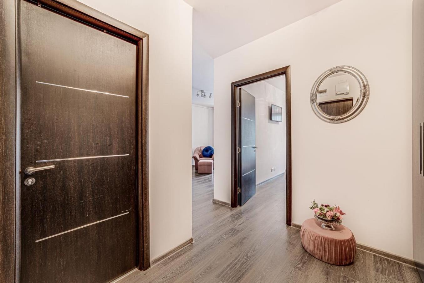 Ari Rose Apartment With Cozy Balcony Arad Ngoại thất bức ảnh